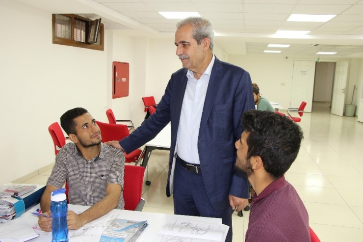 Demirkol Sınavlara Hazırlanan Gençleri Ziyaret Etti