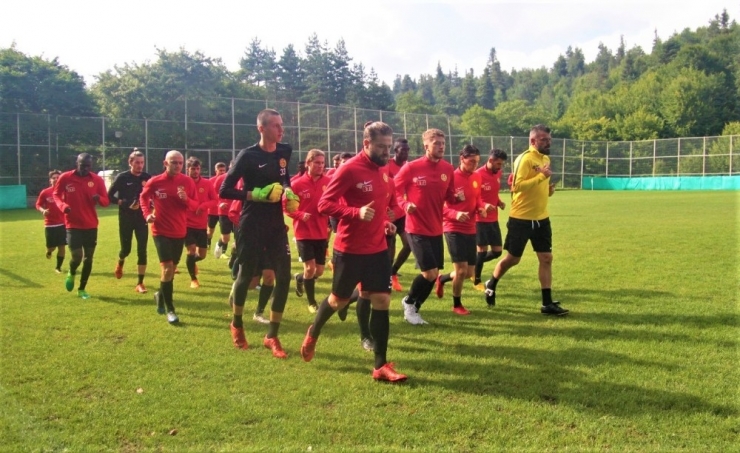 Eskişehirspor’un Bolu Kampı Devam Ediyor