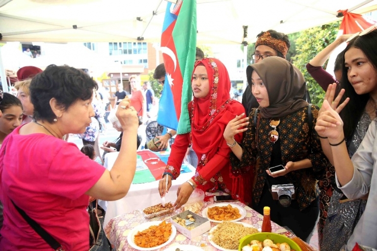 Karşıyaka’da Kültürler Buluştu!