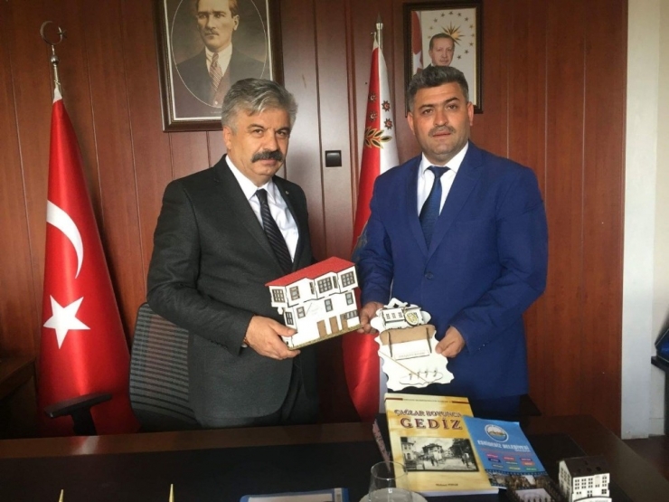 Başkan Şimşek: Yerel Yönetimlerin En Önemli Organı Belediyedir