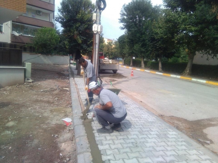 Körfez’in Parklarında Tabelalar Yenilendi