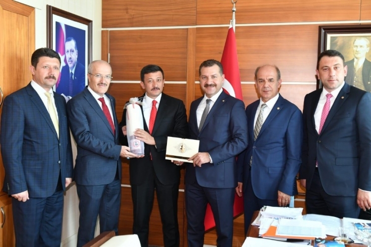 Kurtdere Güreşleri’ne Davetler Sürüyor