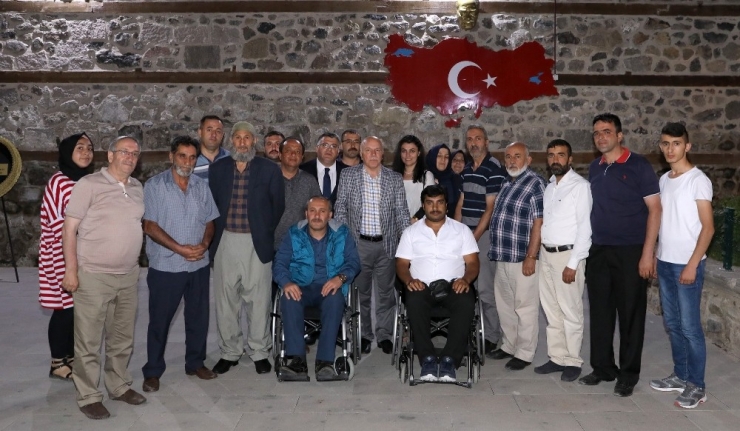 Başkan Sekmen Şehit Aileleri Ve Gazilerle Buluştu