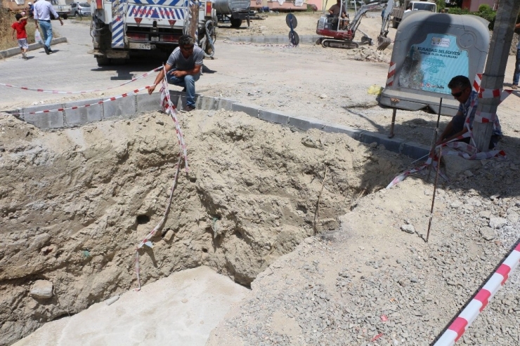 Kuşadası’nda Yer Altı Çöp Konteynerlerinin Sayısı 42’ye Yükseldi