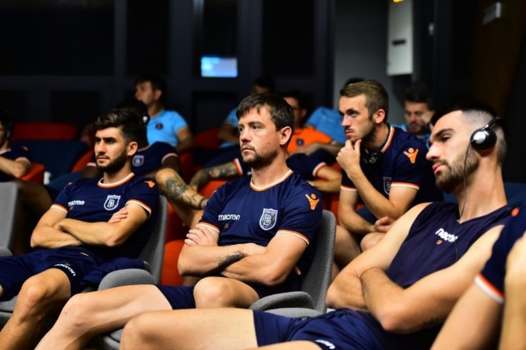 Galatasaray Ve Medipol Başakşehir’e Var Eğitimi Verildi