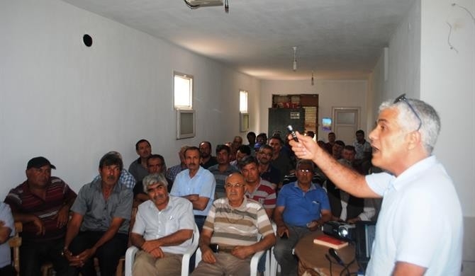 Domates Üreticisine ’Güve’ İle Mücadele Eğitimi