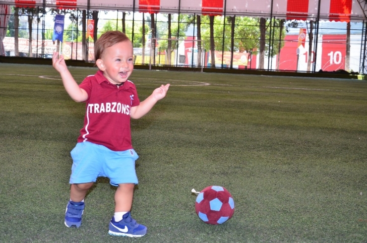 Dünyanın En Genç Transferi ’Bordo’ Çalışmalara Başladı