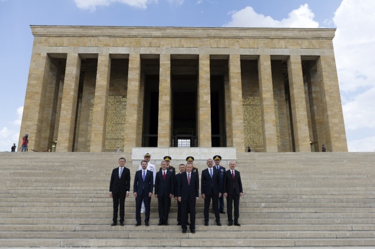 Yaş Üyeleri Anıtkabir’i Ziyaret Etti