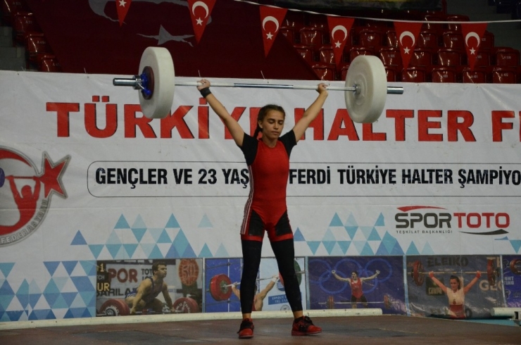 Ordu’da Halter Şampiyonası