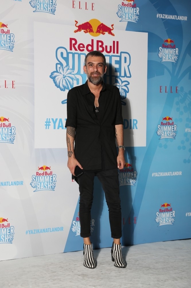 Ünlü İsimler Red Bull Summer Bash Partisi’ne Katıldı