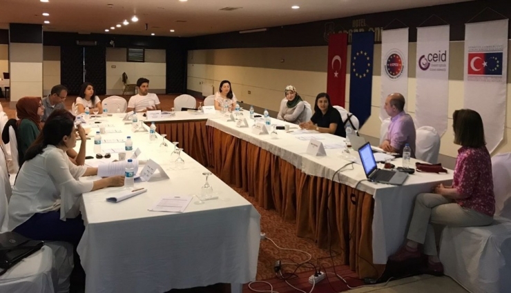 Kars’ta, Toplumsal Cinsiyet Eşitliği İçin Yerel İzleme Atölyesi