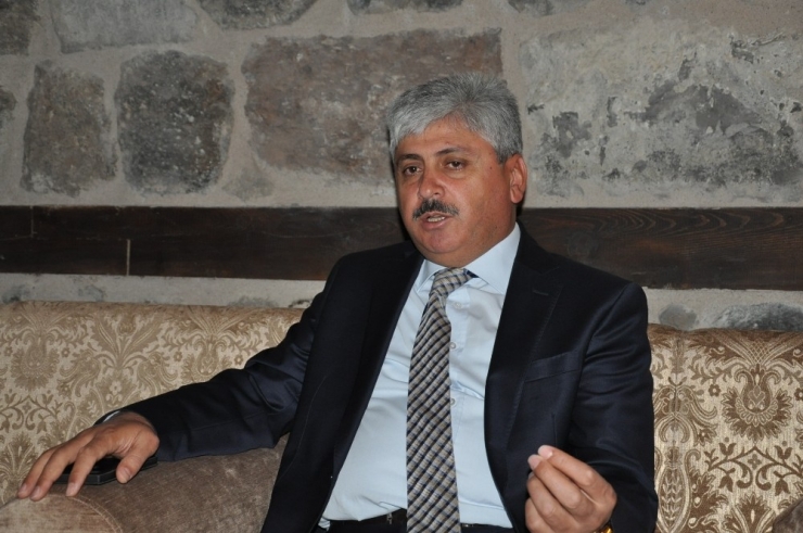 Vali Doğan, Gamp Konağı’nda Basınla Buluştu