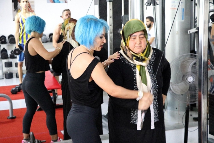 Oğlu İçin 5 Ayda 50 Kilogram Zayıfladı