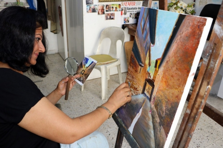 Hataylı Ressamın Spatula Devrimi