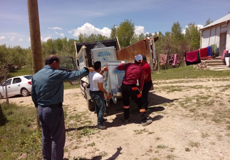 İpekyolu’nda Temiz Ve Sağlıklı Bir Çevre İçin Konteyner Hamlesi