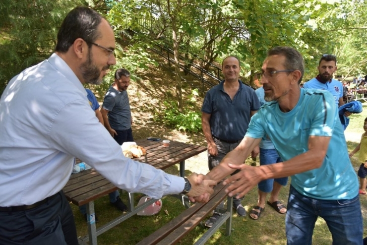 Başiskele Belediyesinden Personeline Bayram Jesti