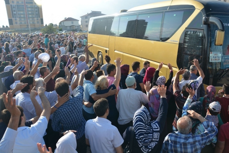 Uşak’tan Son Hacı Kafilesi Yola Çıktı