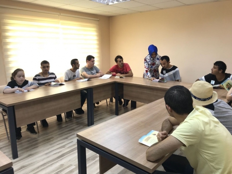 Cemil Meriç’te Değerler Eğitimi