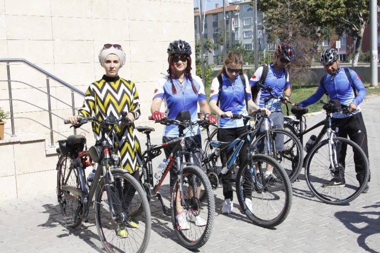 Türk Bayrağı Ankara’ya Yola Çıktı