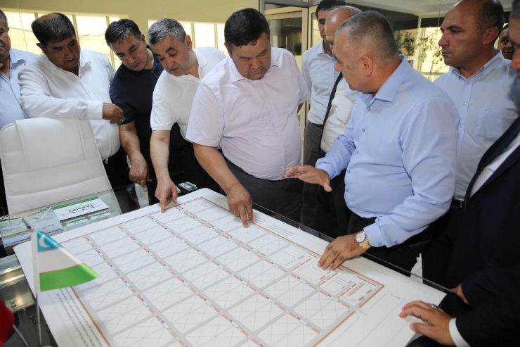 Buhara’ya 30 Bin Dekar Sera Antalya’dan