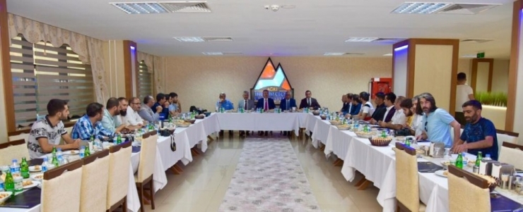 Vali Elban Projeleri Basın Mensupları İle Paylaştı