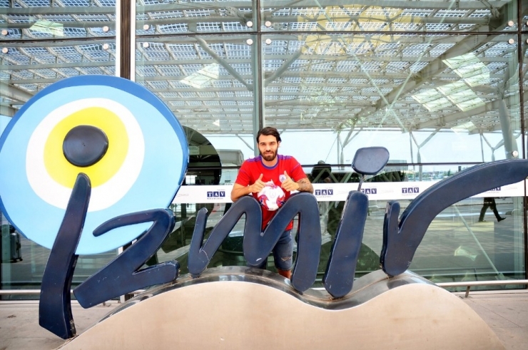 Altınordu Enes’i Kaptı