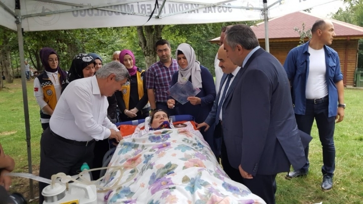 5 Yıldır Güneşe Hasret Als Hastası Kadın Mesire Alanının Keyfini Çıkarttı