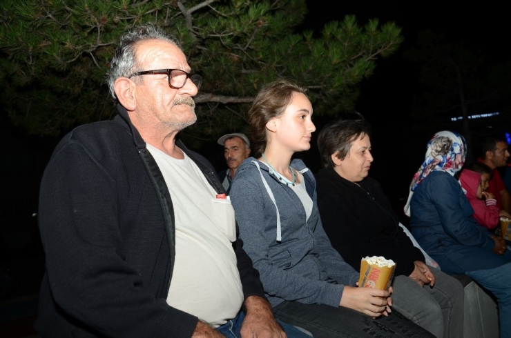 Bozüyük Belediyesi Metristepe 2. Sinema Festivali Sona Erdi