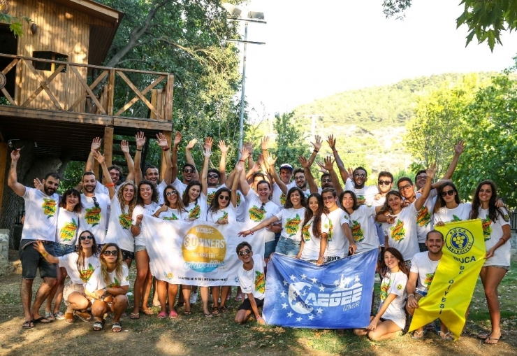 Dünya Gençliği Buca’da Buluştu