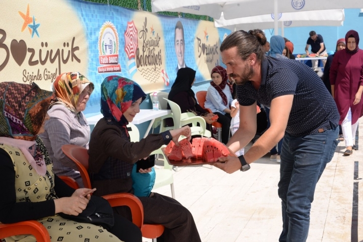 Minik Sporcular Karpuz İkramıyla Serinledi