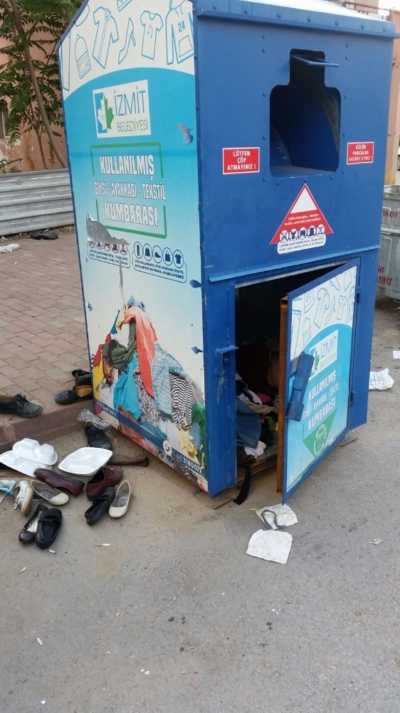 İzmit’te Tekstil Kumbaralarına Verilen Zarara Tepki