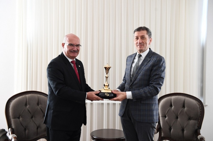 Ato’dan Milli Eğitim Bakanı Selçuk’a Ziyaret