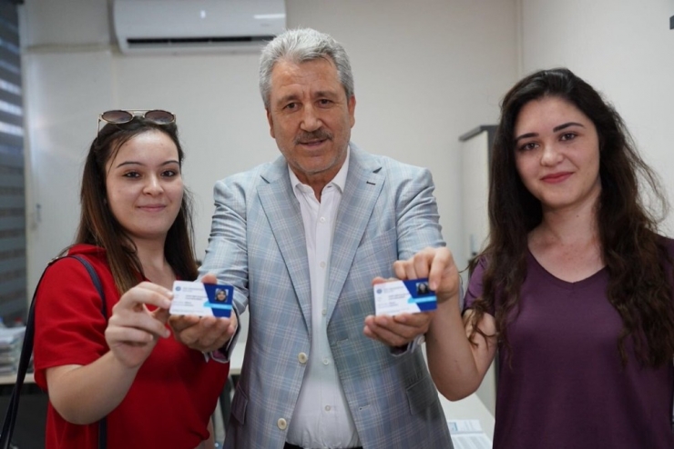 Ege’nin Eski Mezunlarına Özel Mezun Kart