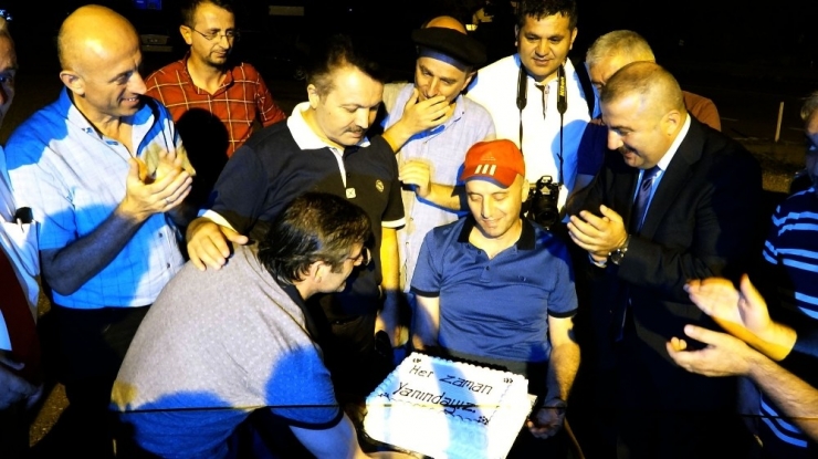 Gazetecilerden Kanserle Mücadele Eden Meslektaşlarına Moral Desteği