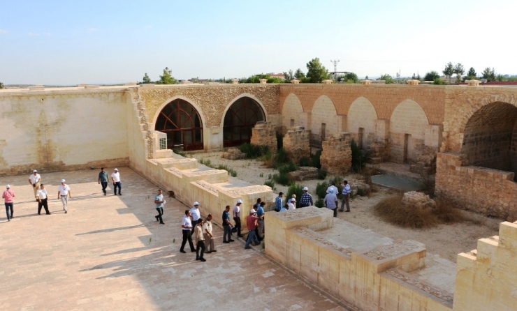 Çarmelik’deki Yatırımlar Ortak Akılla Hayata Geçirilecek