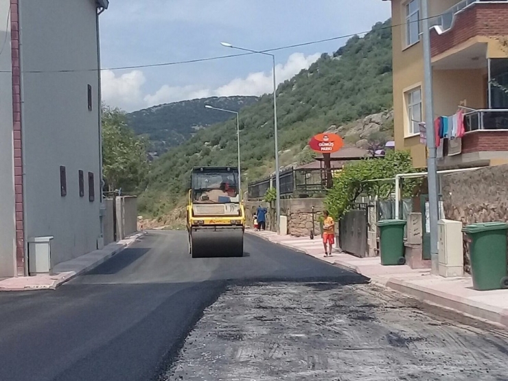 Körfez’de Asfalt Çalışmaları Sürüyor