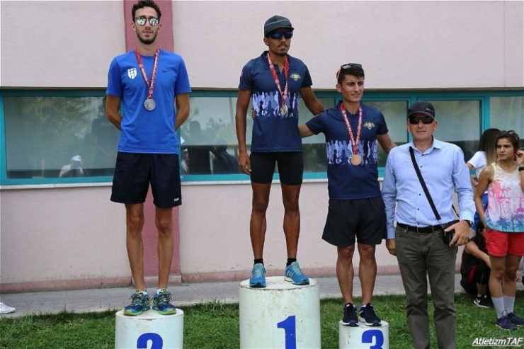 Ayvalıklı Atlet Çorum’da Birinci Oldu