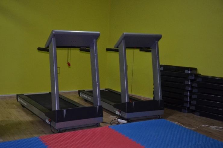 Ağrı’da Kadınlara Yönelik Ücretsiz Spor Kursları Açıldı