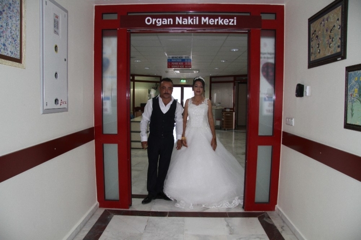 Diyaliz Merkezinde Tanıştılar, Böbrek Nakli Olup Evlendiler