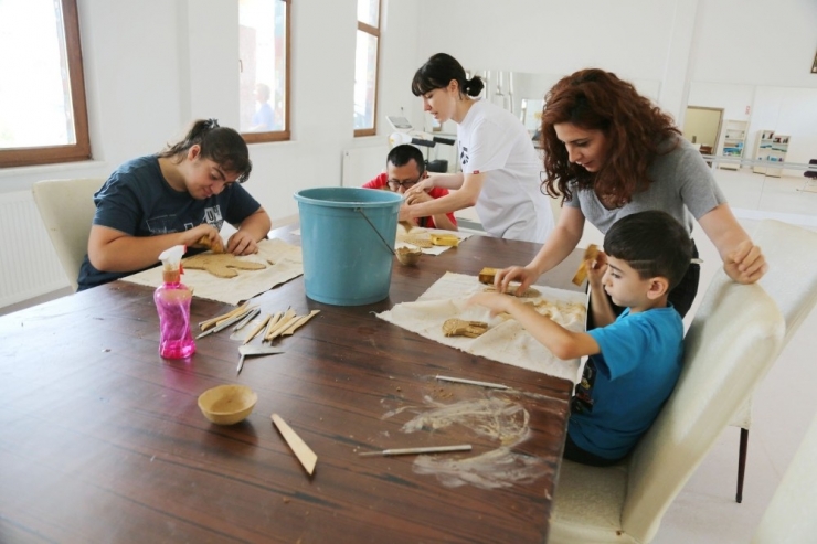 Odunpazarı’nda Sanata Engel Yok
