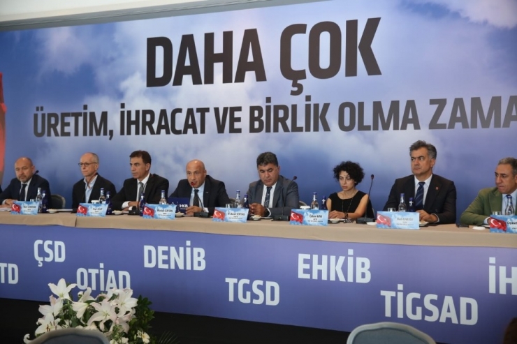 İhracatçılardan Kur Dalgalanmasına Karşı ’Daha Çok İhracat’ Çağrısı