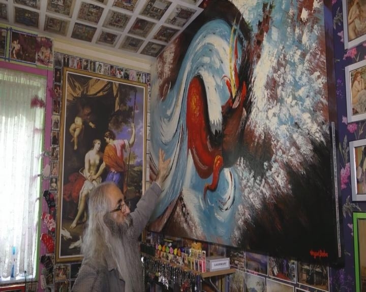 Zümrüdü Anka’yı Londra’dan Külliyeye Göndermek İstiyor