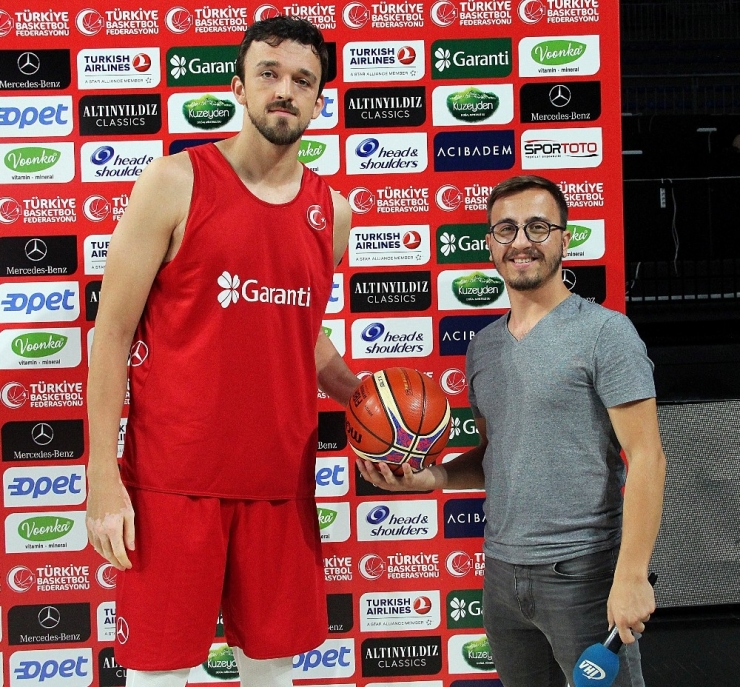 Sertaç Şanlı: "Öncelikli Hedefimiz Karadağ Ve Slovenya’dan Galibiyet Almak"