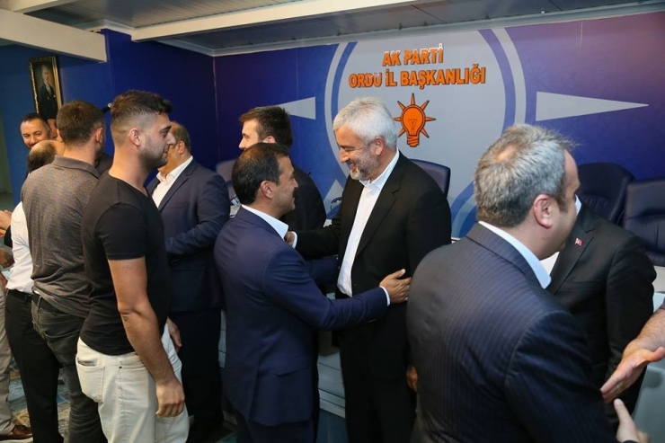 Ak Parti’de Bayramlaşma