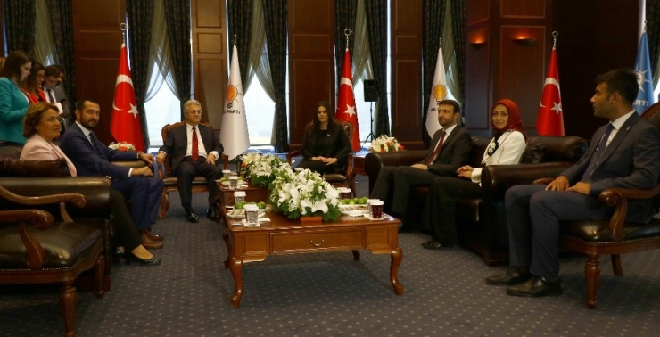 Chp Heyetinden Ak Parti’ye Bayram Ziyareti