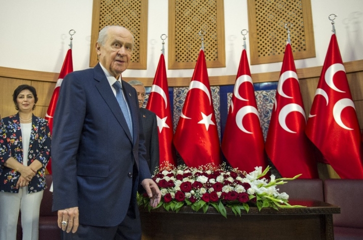 Mhp Lideri Bahçeli’den Yunanistan’a 9 Eylül Göndermesi