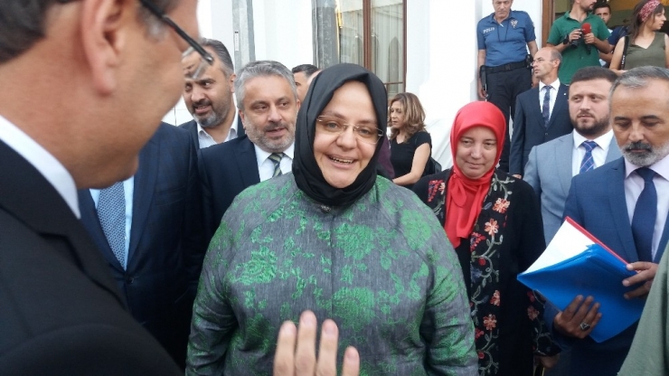 Bakan Selçuk, Bursa’da