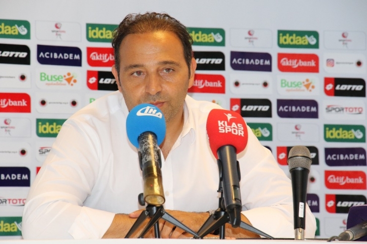 Eskişehirspor Teknik Direktörü Çapa’dan Lisans İsyanı