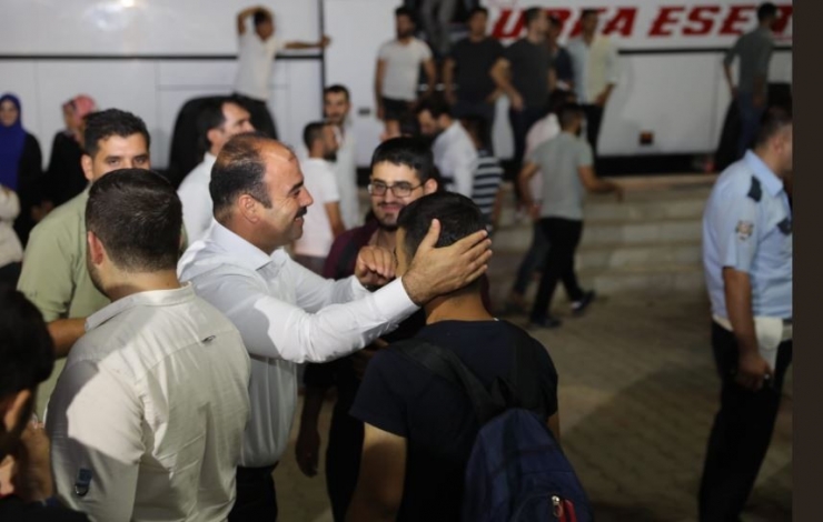 Şanlıurfalı Gençler Malazgirt’e Uğurlandı