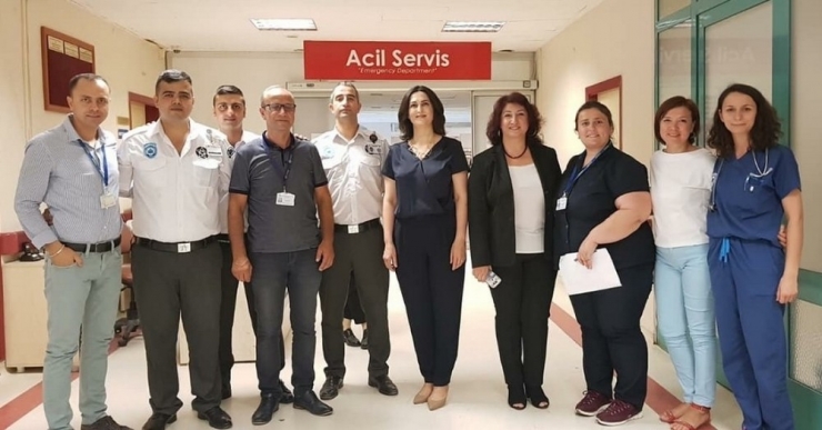 Esogü Hastanesi Yönetimi Hasta Ve Hasta Yakınlarının Bayramını Kutladı